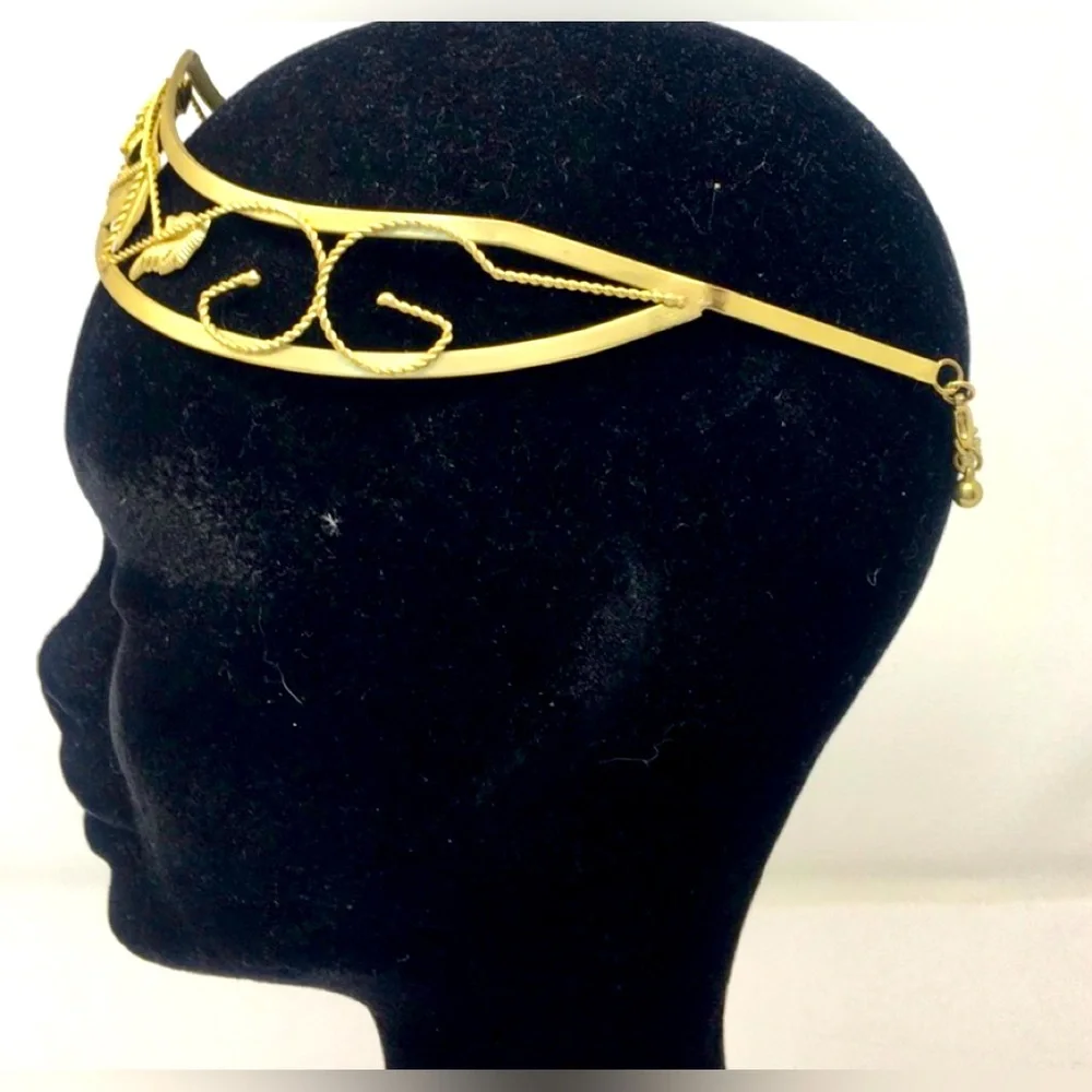N/A gorgeous gold